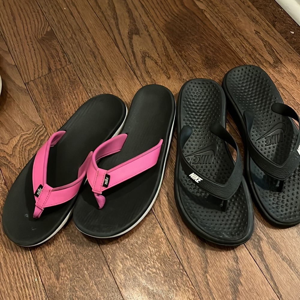 Nike flip flops (2 pair)
